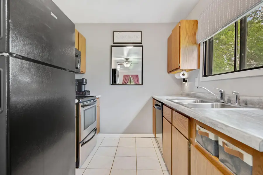 6614 84th Court N, Brooklyn Park, MN 55445 - #3