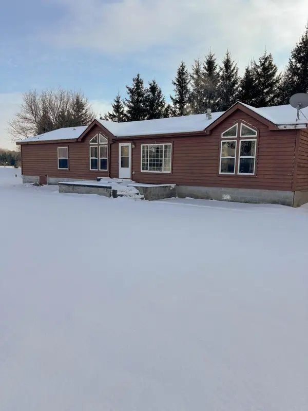 5040 Highway 47 Nw, Dalbo, MN 55017