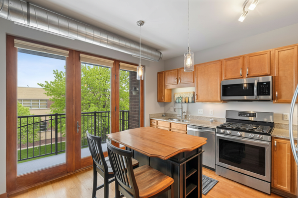 15 E Franklin Avenue #330, Minneapolis, MN 55404