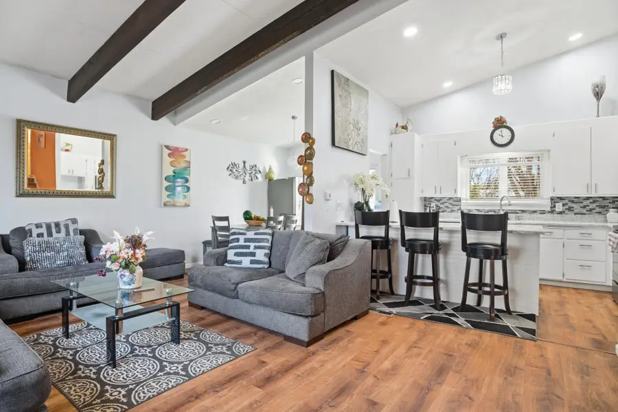 5900 Hillsboro Avenue N, Minneapolis, MN 55428 - Image #2