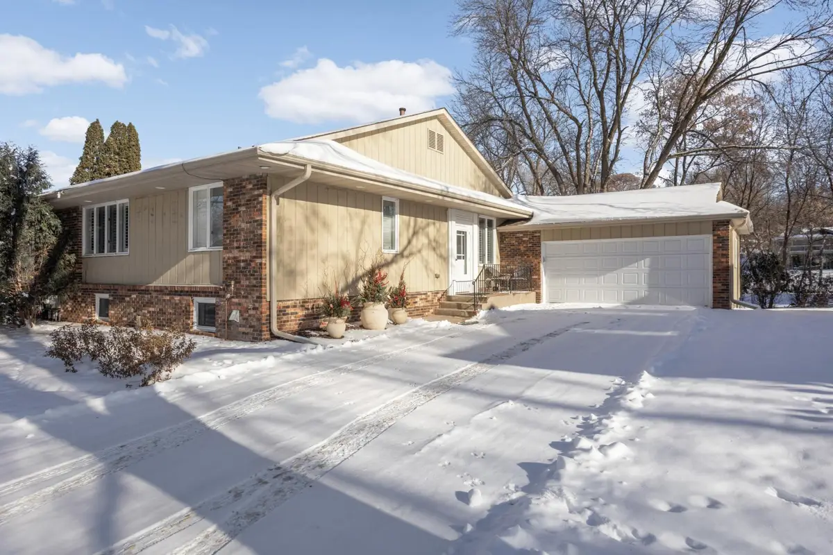 5315 Malibu Drive, Edina, MN 55436 - Image #1