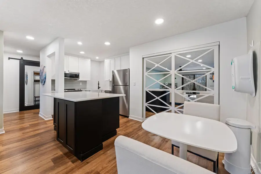 5607 Green Circle Drive #209, Minnetonka, MN 55343 - Image #2