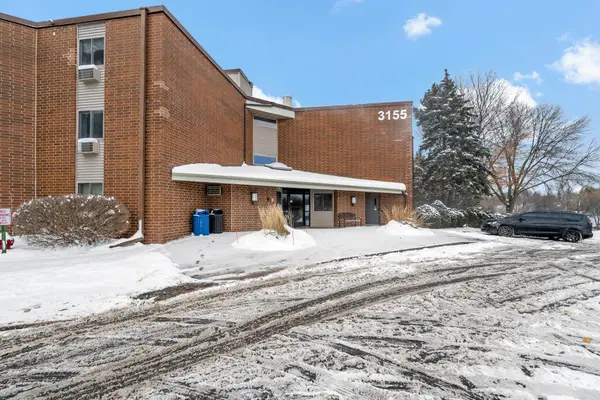 3155 Coachman Road #310, Saint Paul, MN 55121