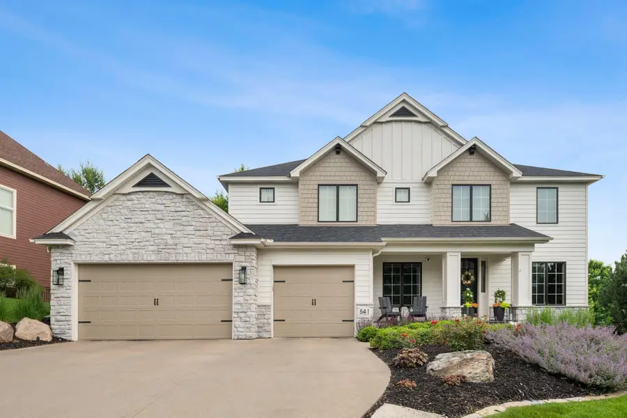 541 Lakeridge Drive, Shoreview, MN 55126 - Image #3