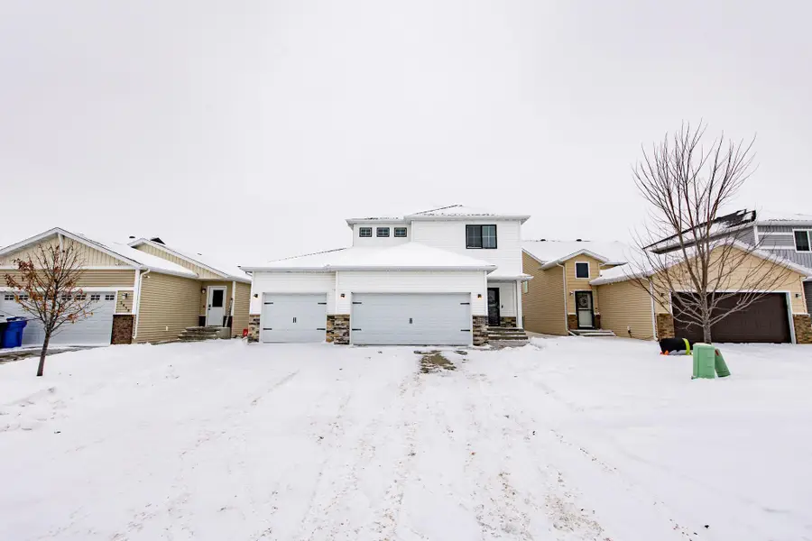 5466 Justice Drive S, Fargo, ND 58104 - Image #2