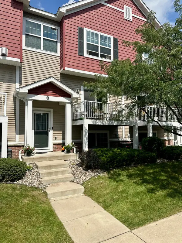 1953 Commonwealth Boulevard #3, Chanhassen, MN 55317