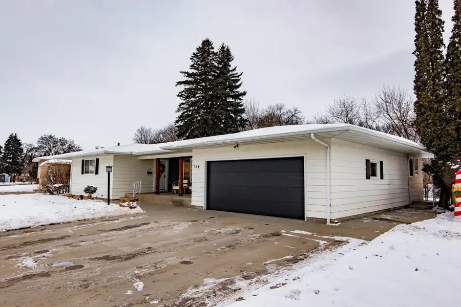 514 7th Avenue W, West Fargo, ND 58078 - Image #2