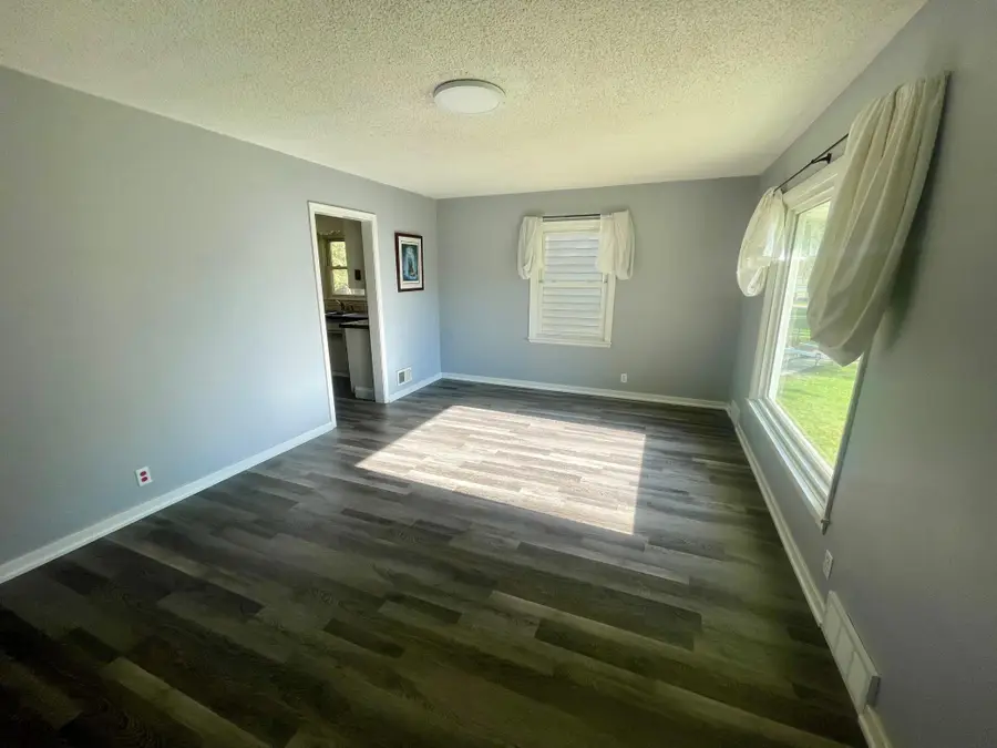 1630 7th Street N, Fargo, ND 58102 - Image #2