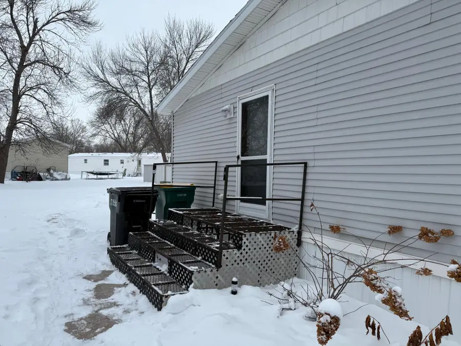 1332 Sandstone Drive, West Fargo, ND 58078 - Image #3