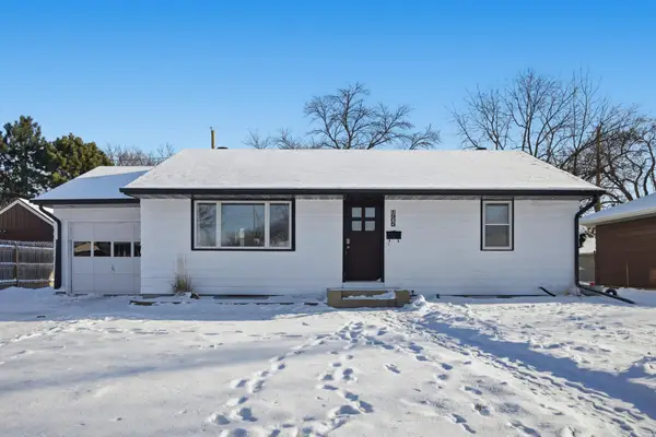 1905 9th Street N, Fargo, ND 58102