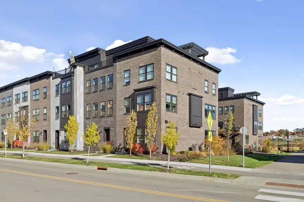 850 Mount Curve Boulevard #L, Saint Paul, MN 55116