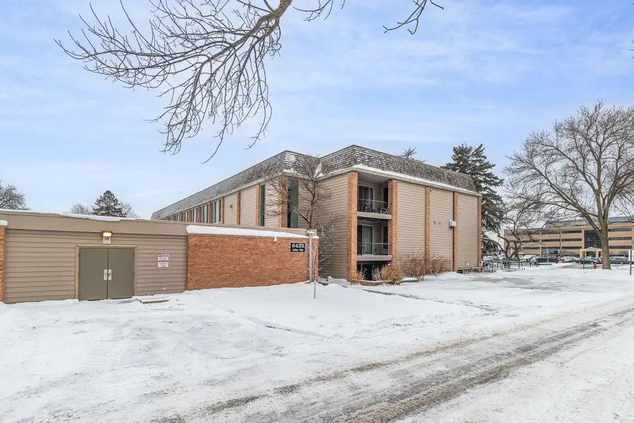 6423 Colony Way #1J, Minneapolis, MN 55435 - Image #2