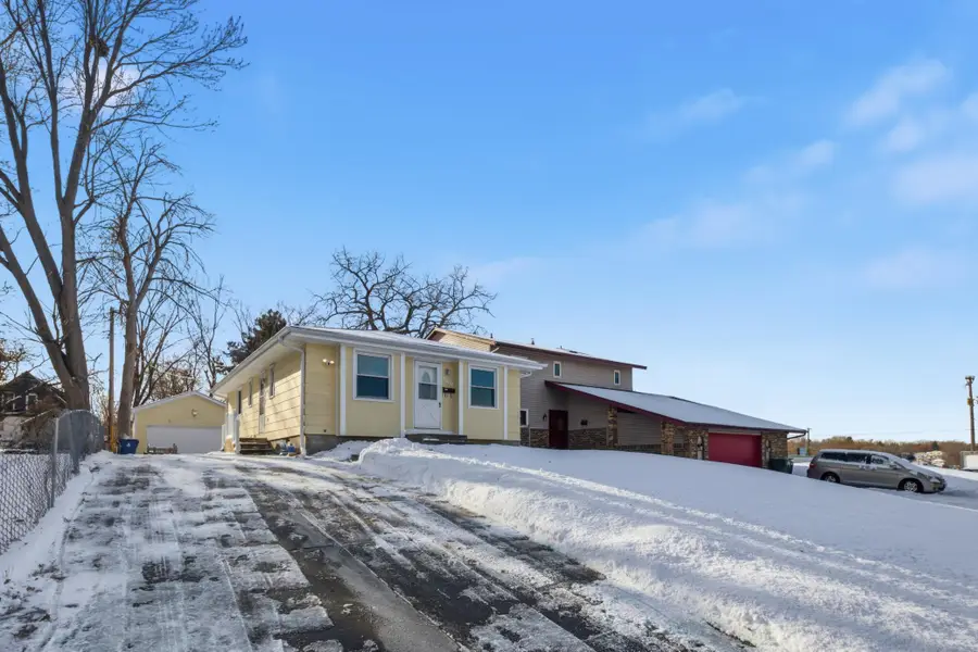 960 43 1/2 Avenue Ne, Minneapolis, MN 55421 - Image #2