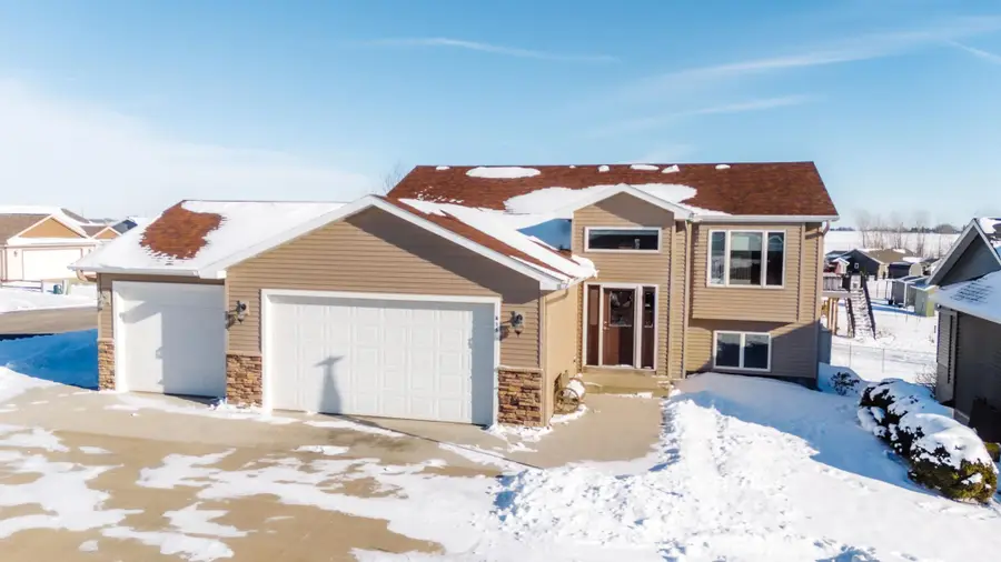 615 5th St Ne, Plainview, MN 55964 - Image #2