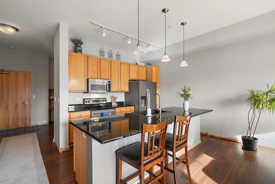 4525 Park Commons Drive #320, Minneapolis, MN 55416 - #3