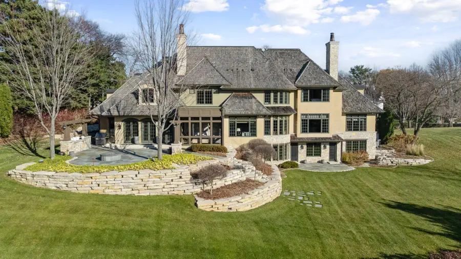 5208 Dundee Road, Minneapolis, MN 55436 - Image #2