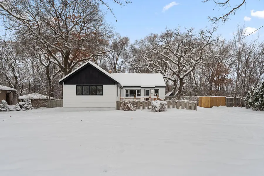 2825 Woodale Drive, Saint Paul, MN 55112 - #3