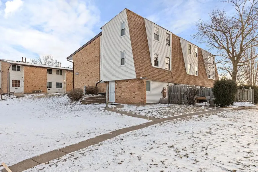 5920 83rd Parkway N, Minneapolis, MN 55443 - Image #2