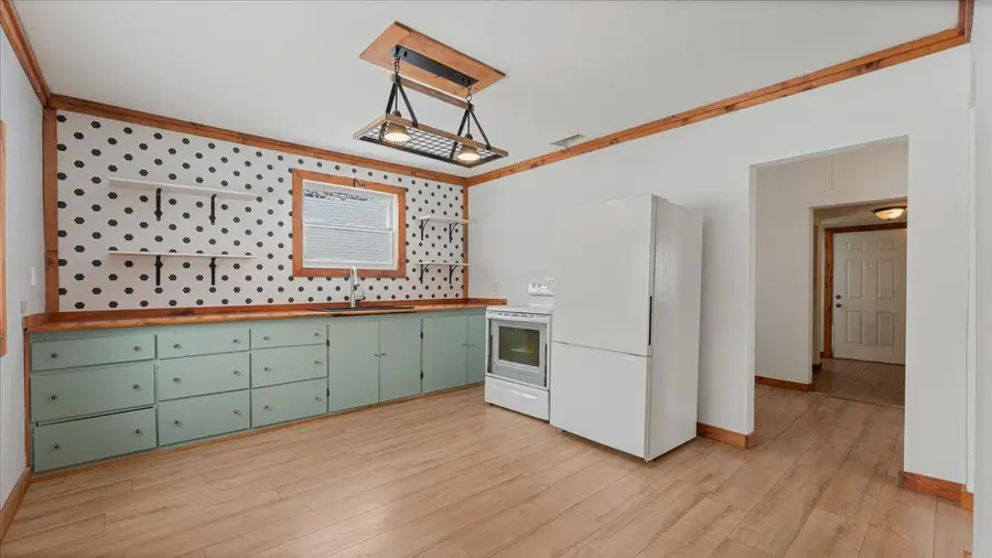 604 Atlantic Avenue N, Herman, MN 56248 - #3