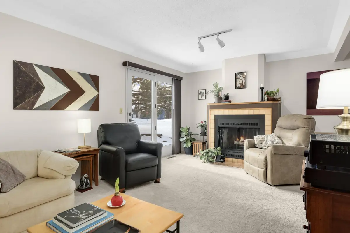 2328 Dorland Court E, Maplewood, MN 55119 - Image #1