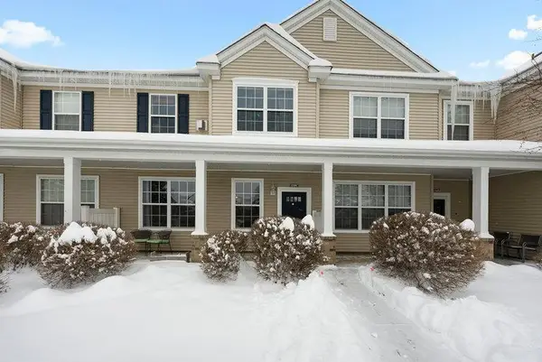 11316 Chisholm Circle Ne #C, Minneapolis, MN 55449