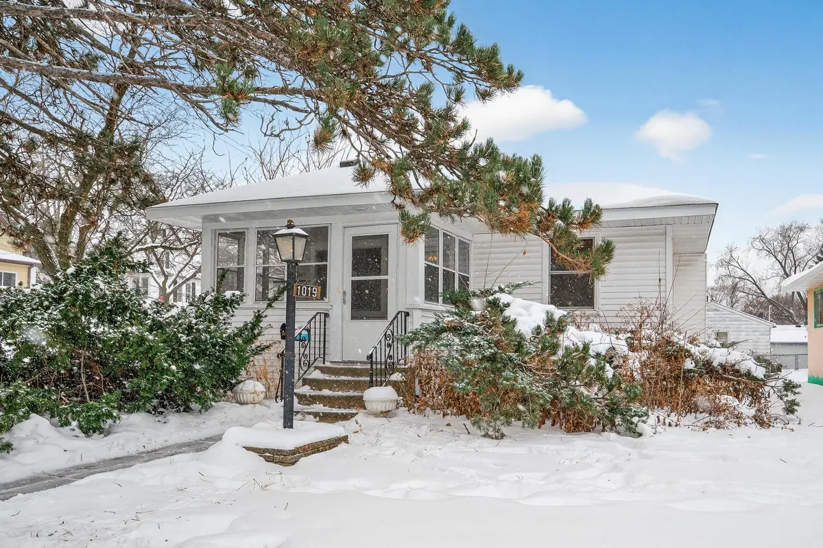 1019 Cumberland Street, Saint Paul, MN 55117 - #1