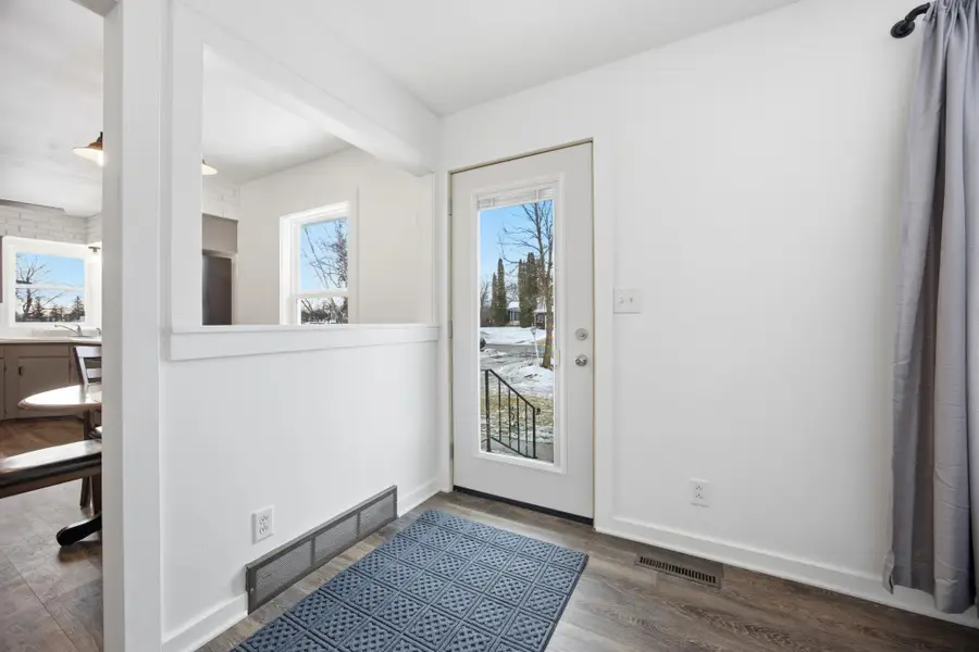 1155 Rossman Avenue, Detroit Lakes, MN 56501 - #3