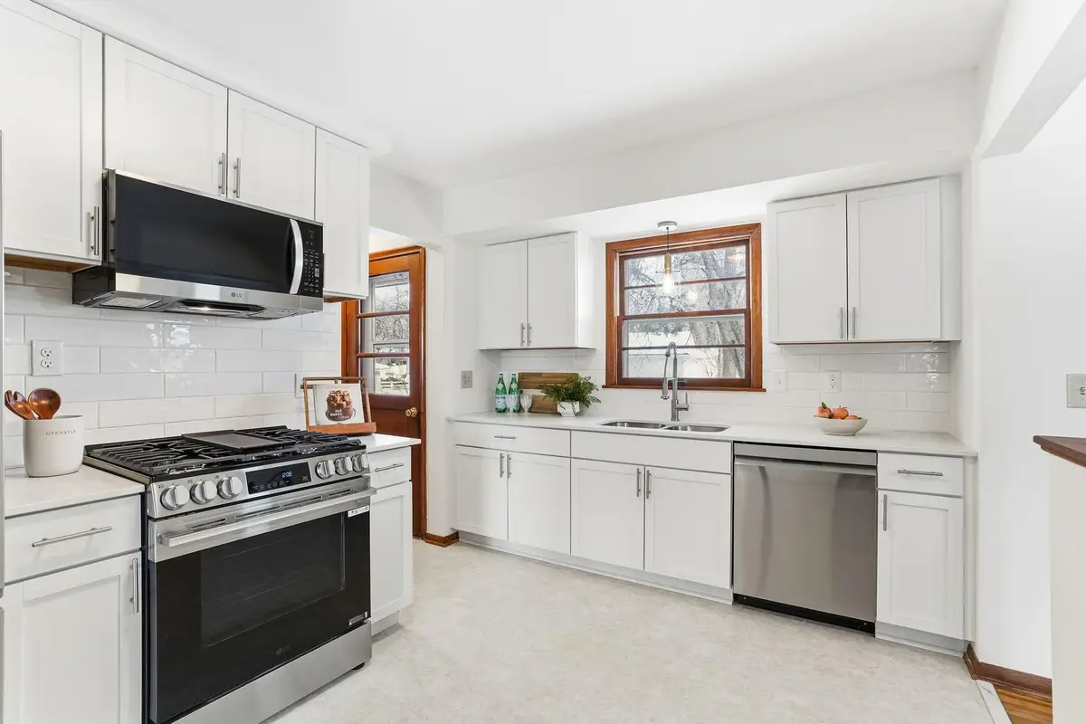 8416 Meadow Lake Road N, Minneapolis, MN 55428 - Image #1