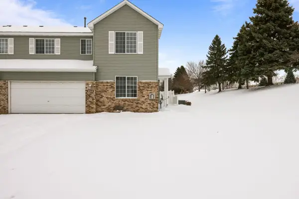 1844 Mockingbird Avenue, Shakopee, MN 55379