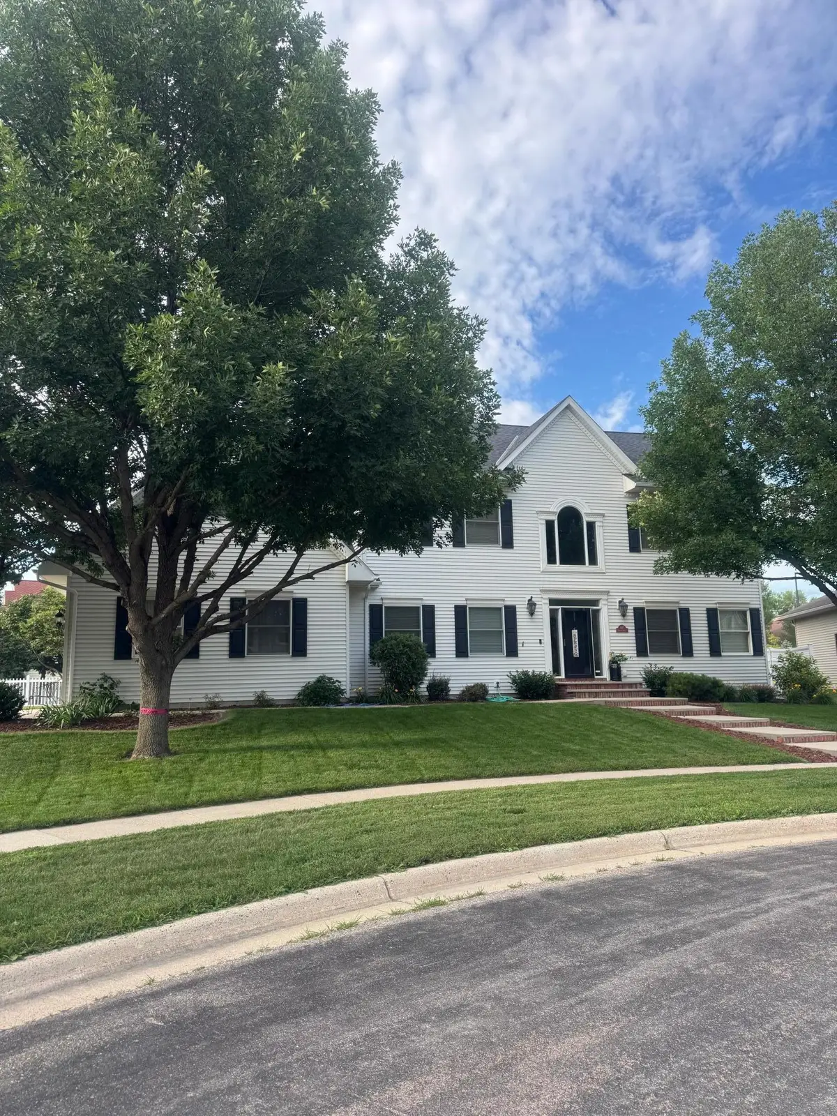 817 Cullen Circle, Marshall, MN 56258 - #1