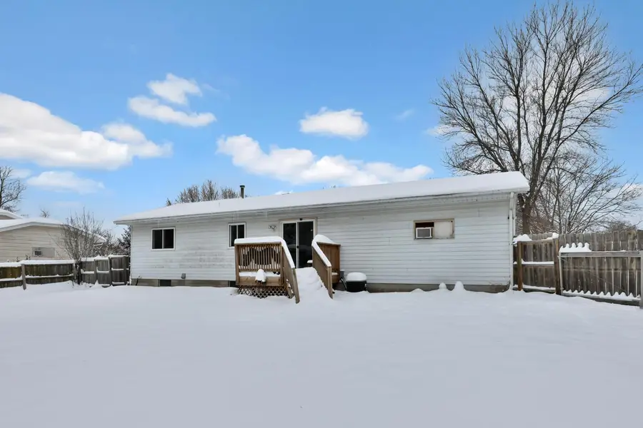 30125 Ridgewood Avenue, Shafer, MN 55074 - Image #2