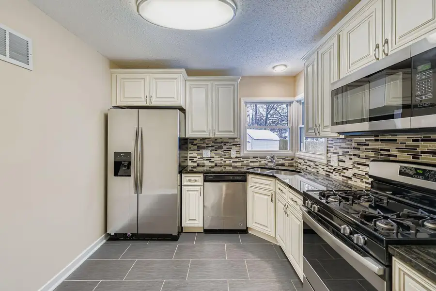 2265 Kentucky Lane, Minneapolis, MN 55426 - Image #3