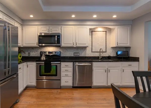 11270 36th Place N, Plymouth, MN 55441