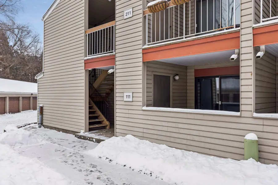 350 Shelard Parkway #111, Minneapolis, MN 55426 - Image #3