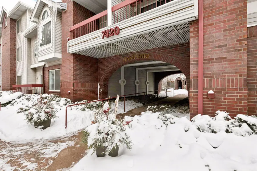 7420 Edinborough Way #6106, Minneapolis, MN 55435 - Image #2