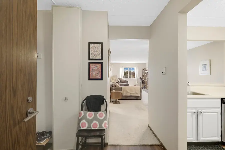 3300 Louisiana Avenue S #517, Minneapolis, MN 55426 - Image #2