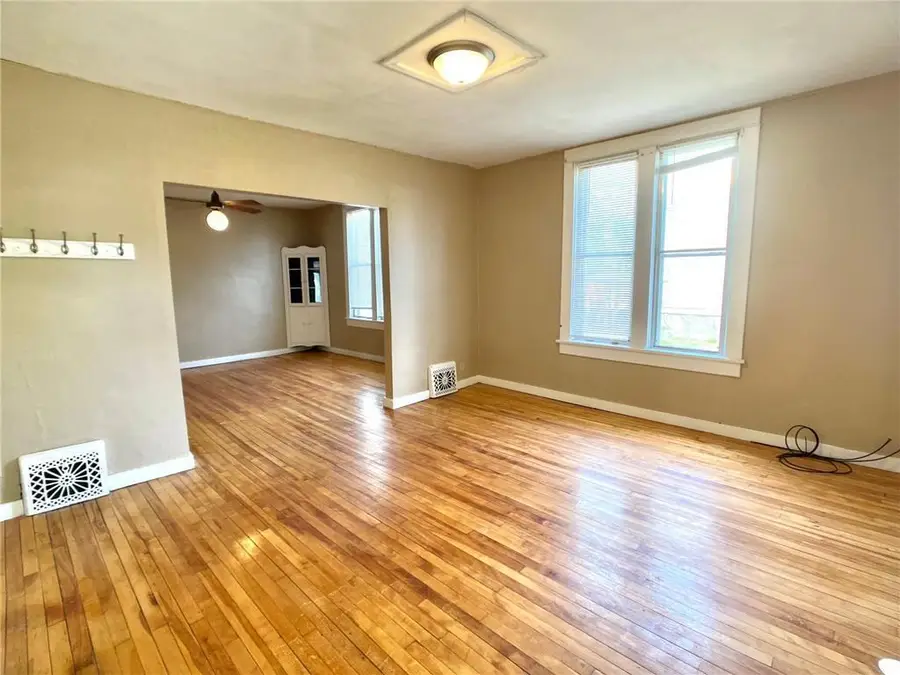 717 Minnesota Avenue, Albert Lea, MN 56007 - #2