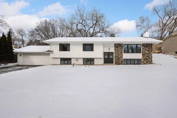 6704 Sioux Trail, Minneapolis, MN 55439