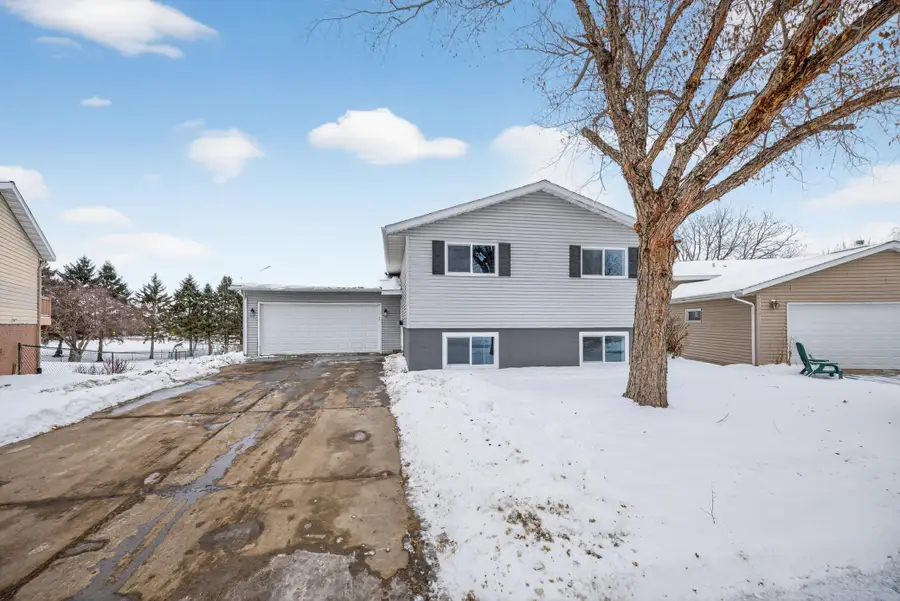 4356 Cimarron Court Nw, Rochester, MN 55901 - Image #2