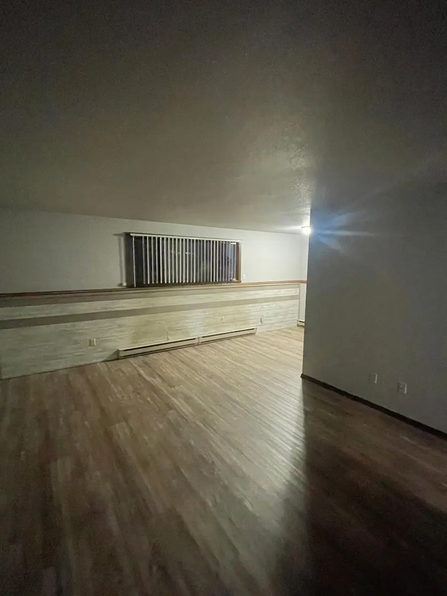 411 11th Avenue W, Lisbon, ND 58054 - Image #3