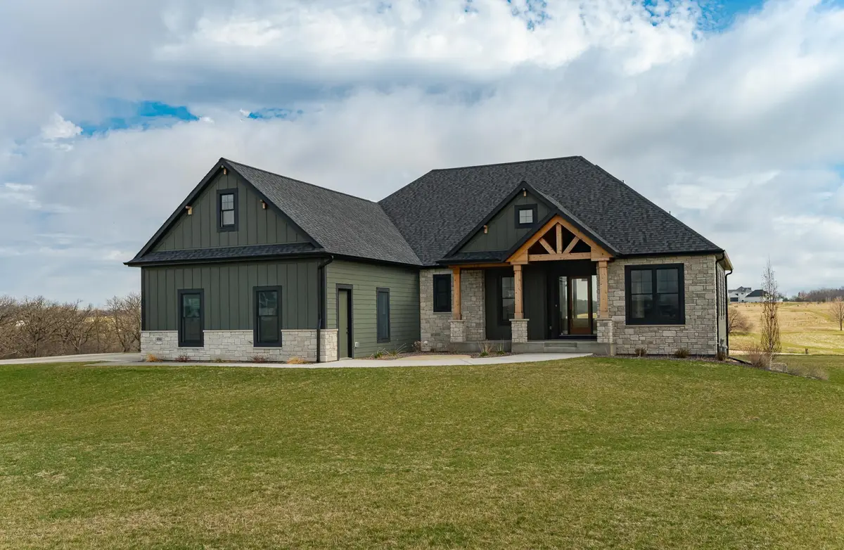 4980 Royal Oaks Circle Sw, Rochester, MN 55902 - #1