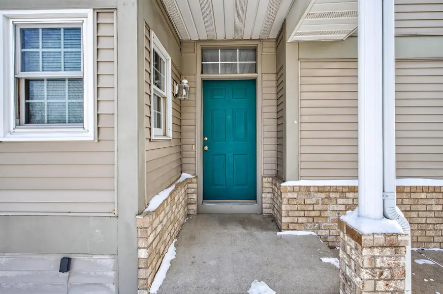 2121 Southwind Road, North Saint Paul, MN 55109 - Image #2