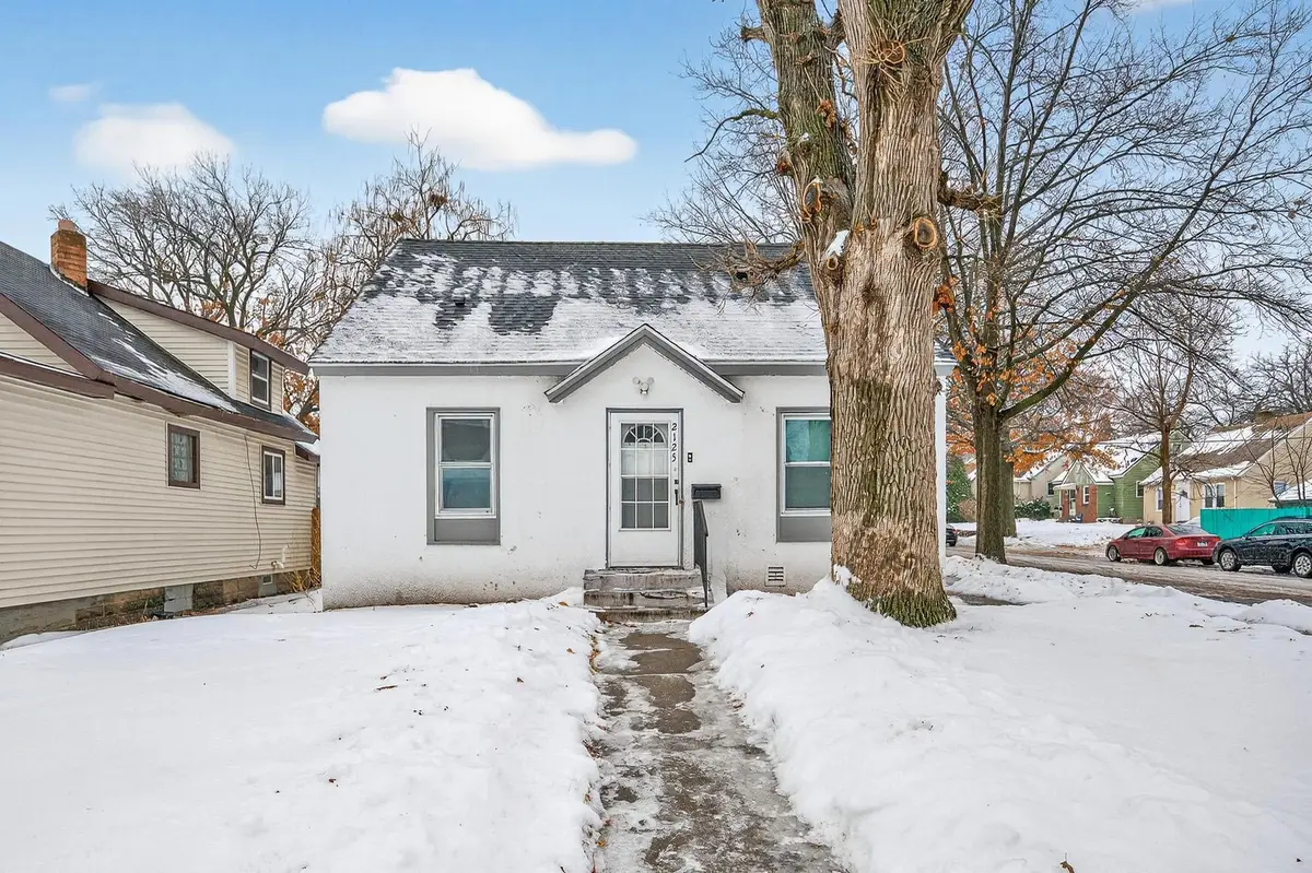 2125 44th Avenue N, Minneapolis, MN 55412 - Image #1