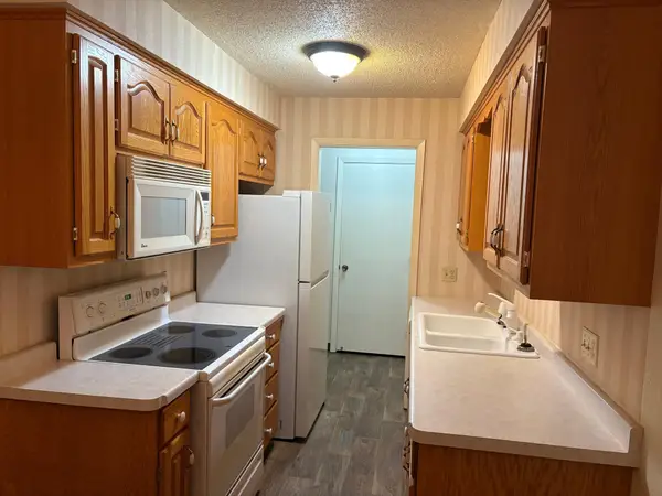 1340 9th Avenue S #116, Saint Cloud, MN 56301