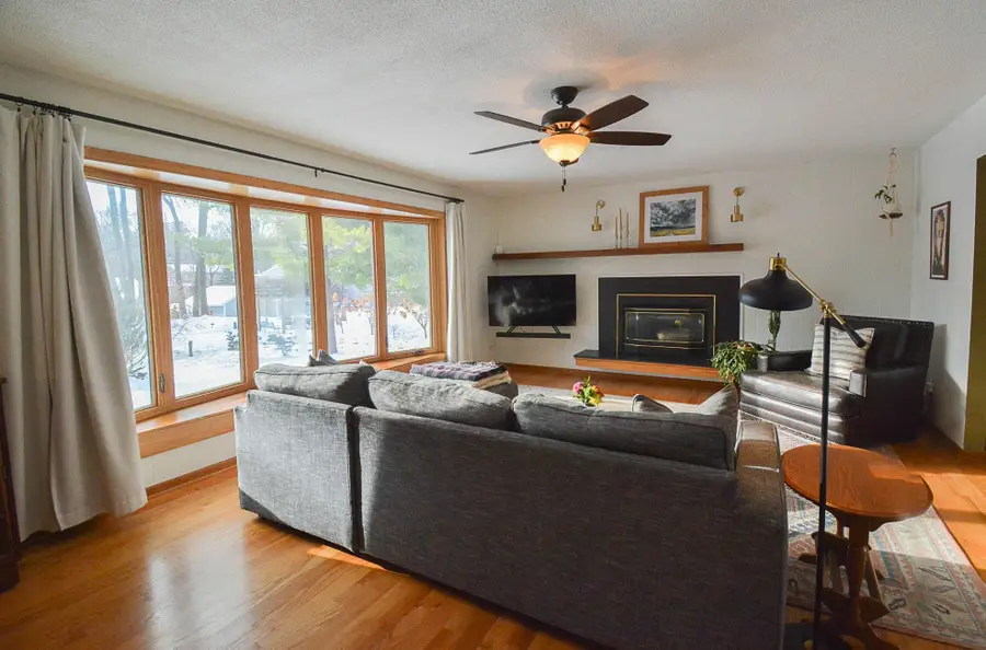 1410 Folwell Drive Sw, Rochester, MN 55902 - Image #2