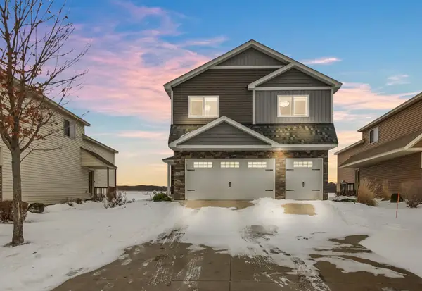 9039 Golden Pond Lane N, Monticello, MN 55362