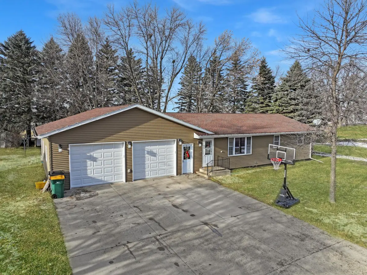 205 S Hubert Street, Ivanhoe, MN 56142 - Image #1