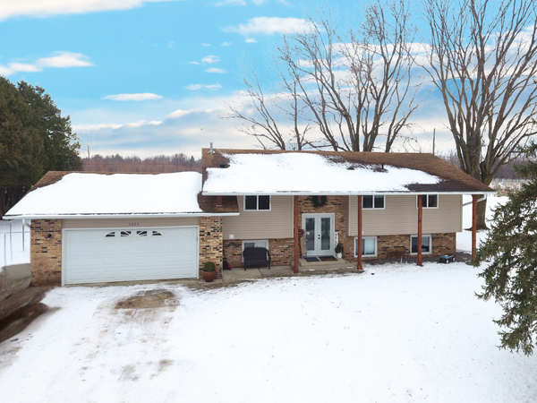 2025 Edgewood Drive, Owatonna, MN 55060