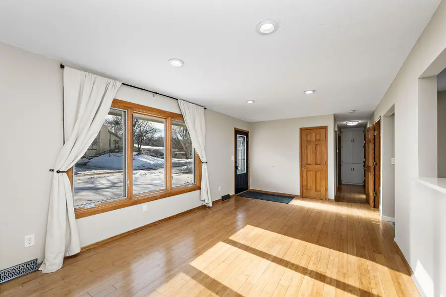 13764 69th Avenue N, Maple Grove, MN 55311 - Image #3