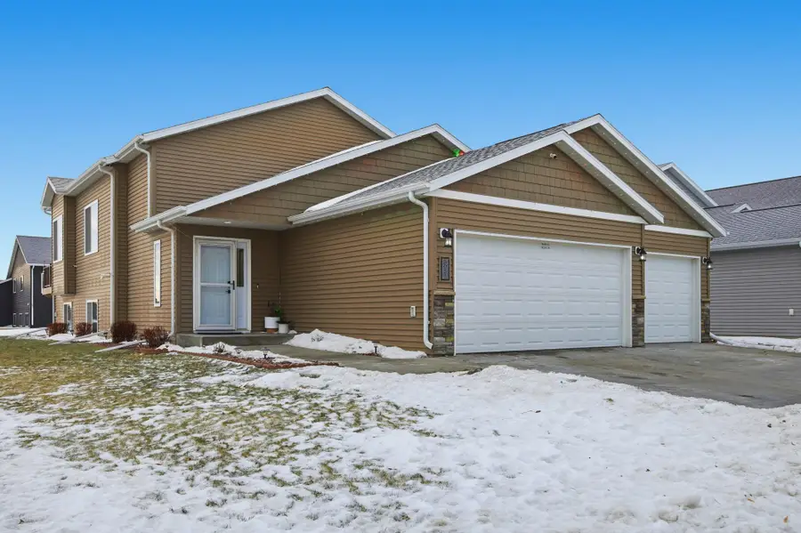 3053 38th Avenue S, Moorhead, MN 56560 - #2